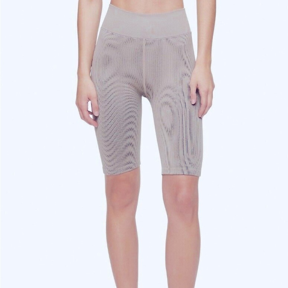 NWT Calvin Klein Performance Gray Athletic Shorts Size L